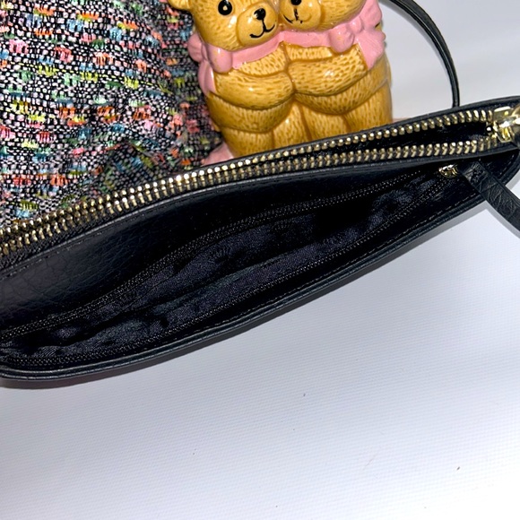 Juicy Couture Multicolored Fold-over Fabric Purse Crossbody
14x9x4 - Picture 13 of 17